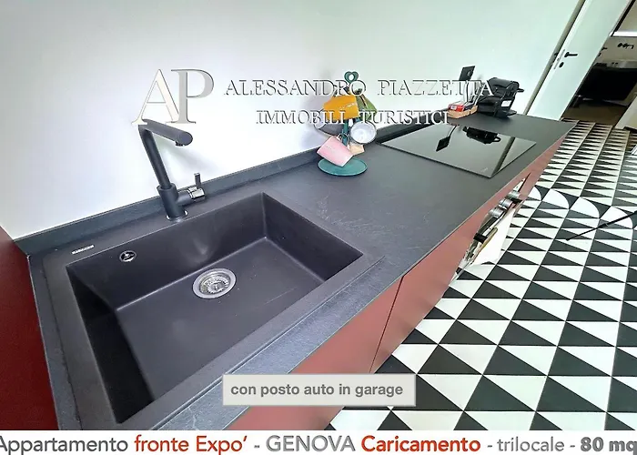 Cavour Luxury Sea View Apartmán *